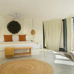 my-soul-home-studios.quintano-roohotels.com/